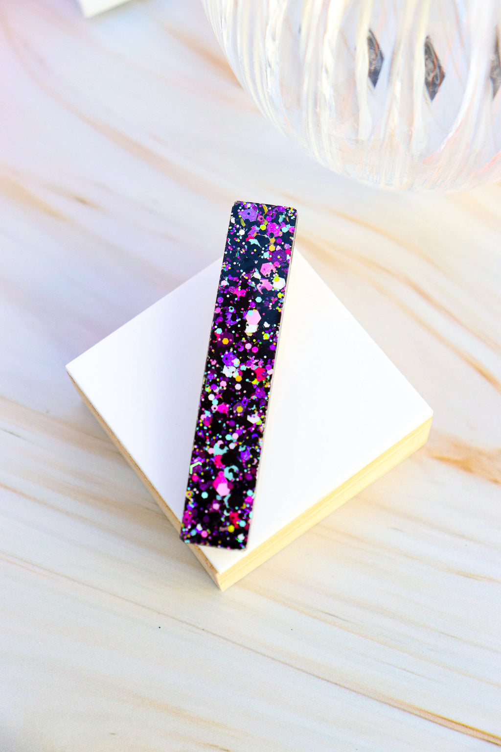 Barrette Paillettes Noir Fluo