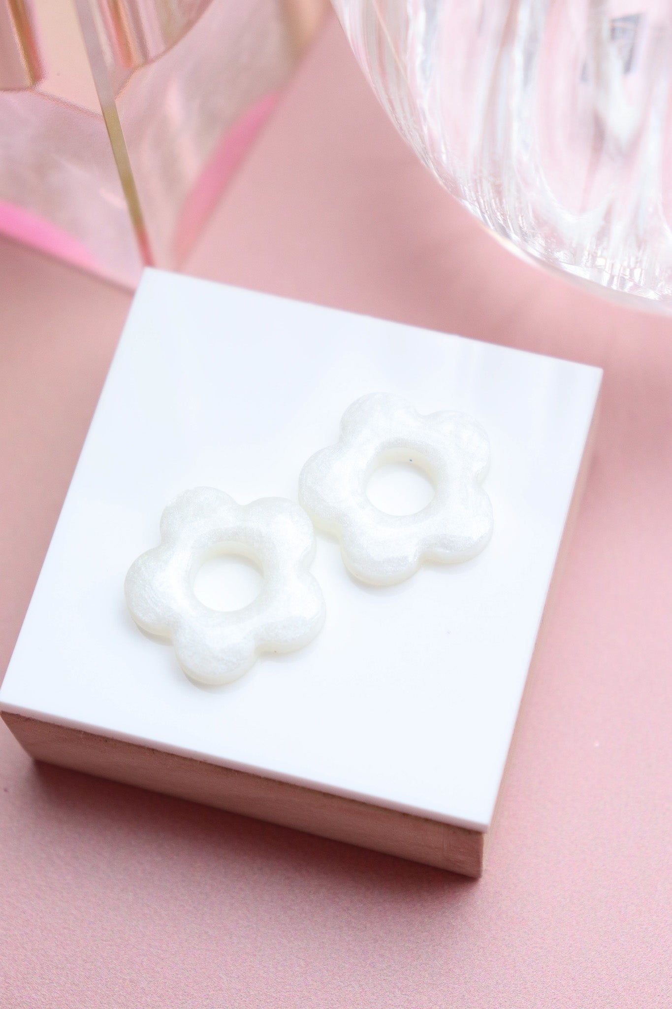 Créoles Isabelle Blanc Nacré