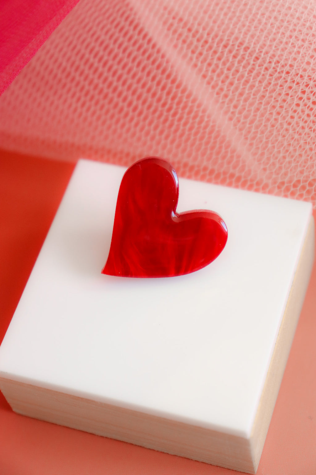 Pin's Coeur Rouge Piment