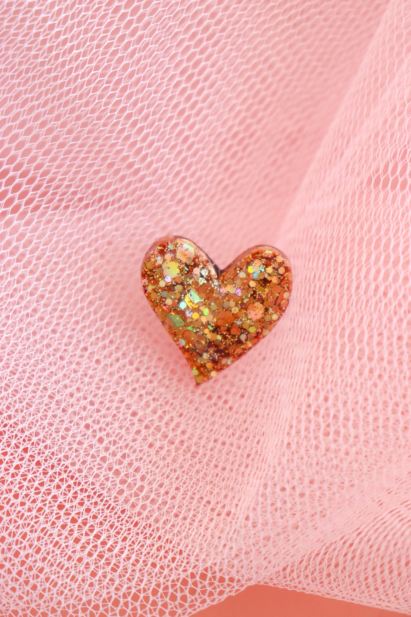 Pin's Coeur Paillettes vieil or