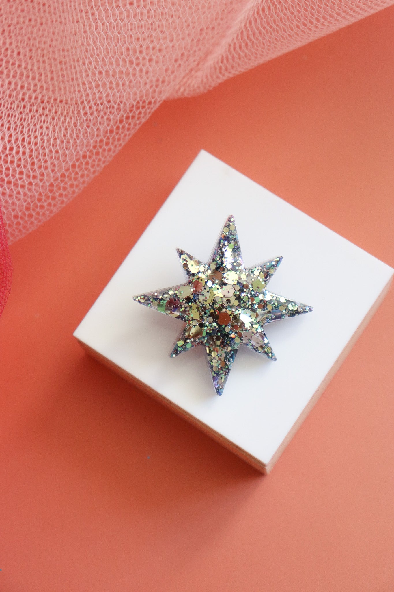 Broche Etoile du soir vert holographique