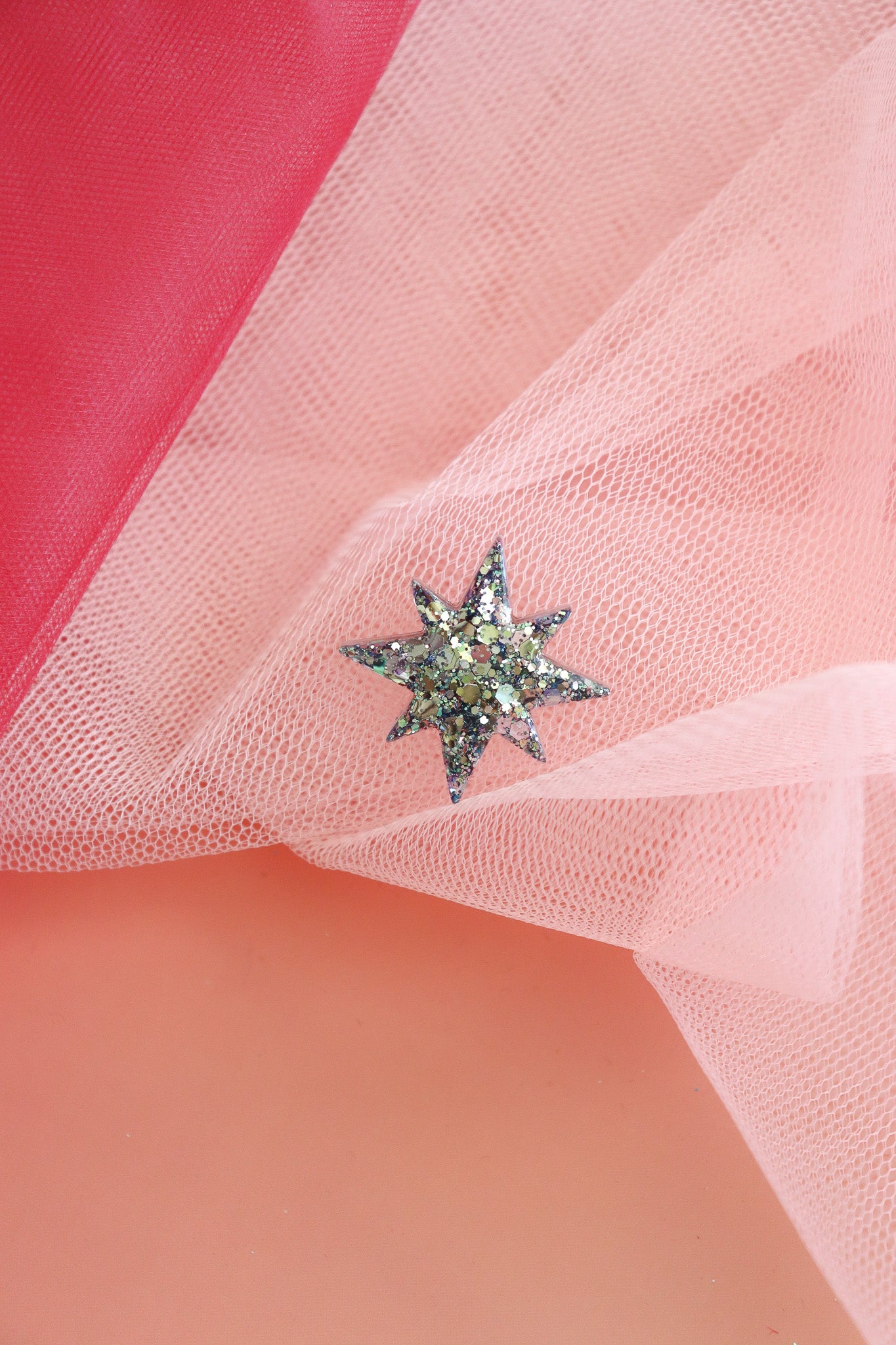 Broche Etoile du soir vert holographique