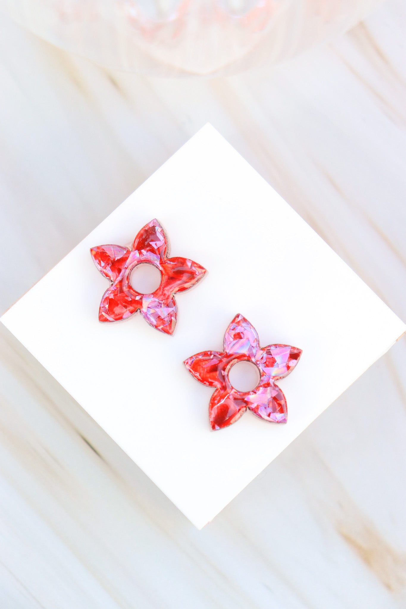 Créoles Naia Flocons rouges roses